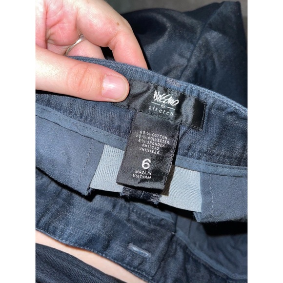Women’s Dark Blue Mossimo Supply Co. Capri Slacks 💙 - Picture 17 of 17
